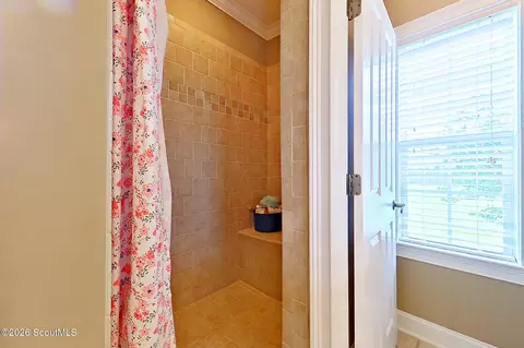 Bath - 4400 Carson Rd, Blackshear, GA 31516 photo 3 of 5