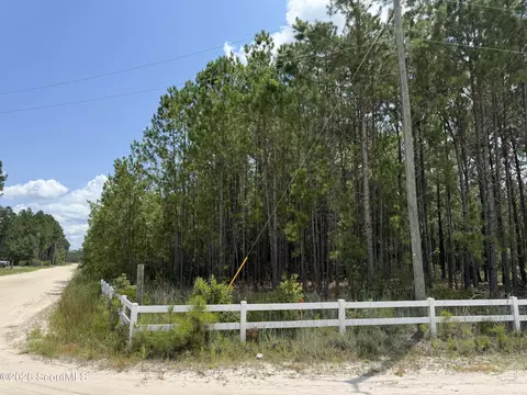 1 724 Wadley Rd #1.724 AC, Waycross, GA 31503
