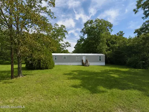 1695 E Plum St, Jesup, GA 31546