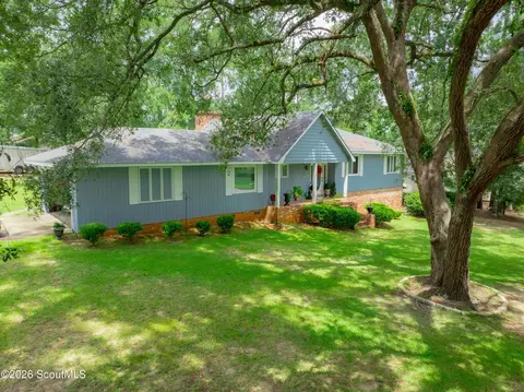 2202 Oakdale Dr, Valdosta, GA 31602