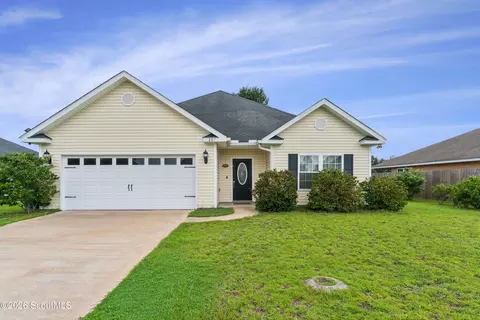 207 Roswell Dr E, Brunswick, GA 31525