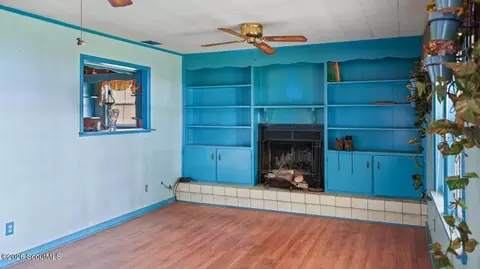 1775 E Lake Dr, Screven, GA 31560