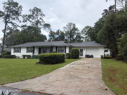 1308 Jasmine Cir, Waycross, GA 31501