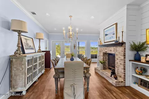Dining - 3129 Piney Bluff Rd, Baxley, GA 31513 photo 3 of 3