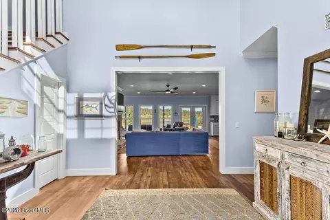 Entry Way - 3129 Piney Bluff Rd, Baxley, GA 31513 photo 2 of 5