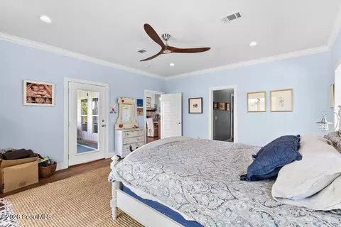 Bedroom - 3129 Piney Bluff Rd, Baxley, GA 31513 photo 2 of 7