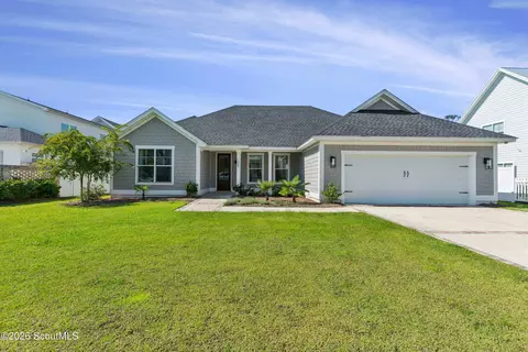 508 Conservation Dr, Saint Simons Island, GA 31522
