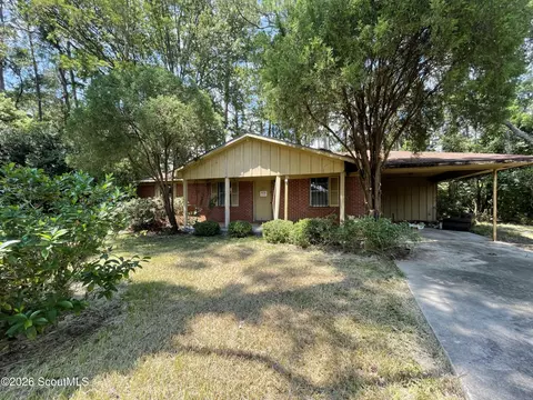 223 Suburban Dr, Brunswick, GA 31520