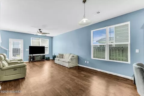 Living - 413 Lions Den Dr, Pooler, GA 31322 photo 1 of 3