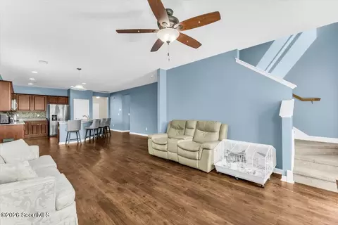 Living - 413 Lions Den Dr, Pooler, GA 31322 photo 3 of 3