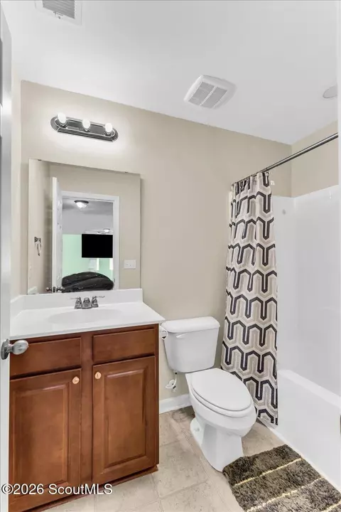 Bath - 413 Lions Den Dr, Pooler, GA 31322 photo 8 of 8