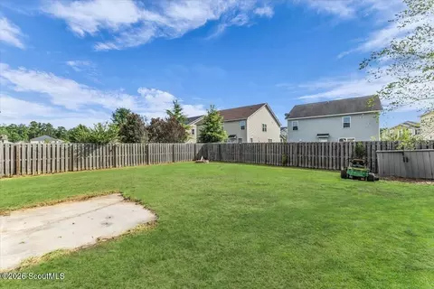Exterior - 413 Lions Den Dr, Pooler, GA 31322 photo 5 of 8