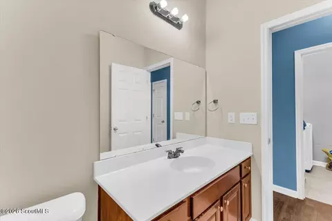 Bath - 413 Lions Den Dr, Pooler, GA 31322 photo 1 of 8