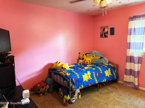 Bedroom - 305 Purdom Dr, Blackshear, GA 31516 photo 6 of 7