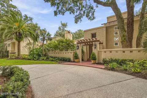 140 Hampton Point Dr, Saint Simons Island, GA 31522