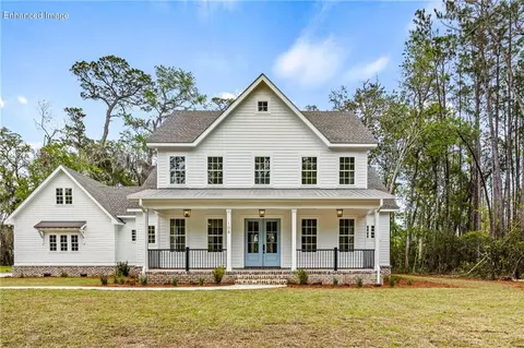 108 Harbor Pointe Dr, Brunswick, GA 31523