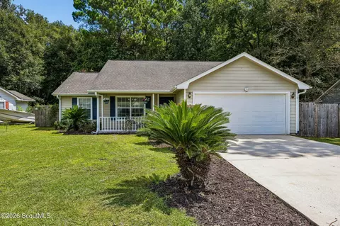 124 Lake Ashley Dr, Kingsland, GA 31548