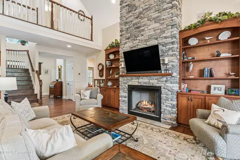 Living - 440 Eagle Crest Dr, Waverly, GA 31565 photo 4 of 5