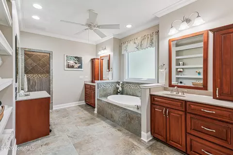 Bath - 440 Eagle Crest Dr, Waverly, GA 31565 photo 1 of 7