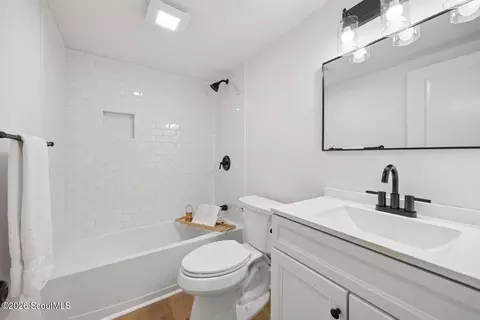 Bath - 562 4th Street Ext, Guyton, GA 31312 photo 2 of 2