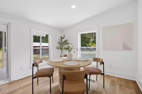 Dining - 562 4th Street Ext, Guyton, GA 31312 photo 2 of 2