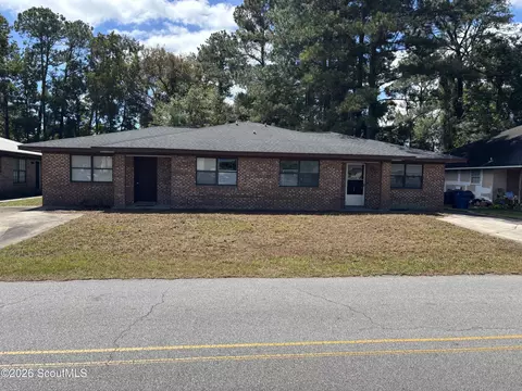 118 S Palm Dr, Brunswick, GA 31525