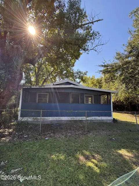 921 Gordon St, Brunswick, GA 31520