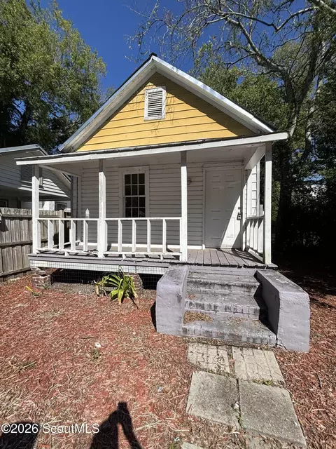910 Amherst St, Brunswick, GA 31520