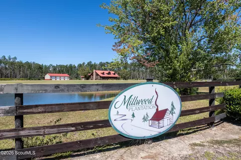 115 N Farms Edge Rd, Manor, GA 31550