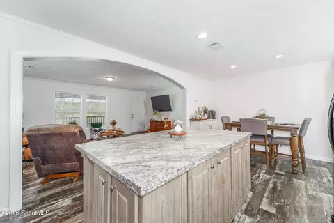 Kitchen - 5571 Bowen Rd, Blackshear, GA 31516 photo 1 of 6