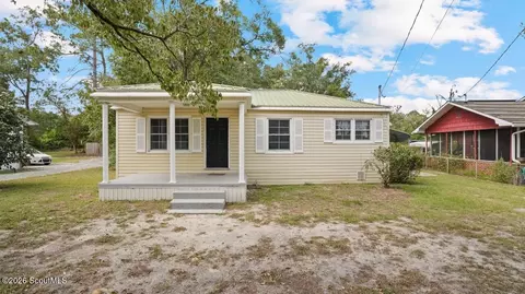 126 Shamrock Ave, Jesup, GA 31545