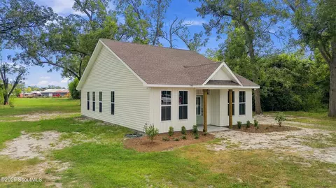 Other - 607 Lee St, Blackshear, GA 31516 photo 1 of 10