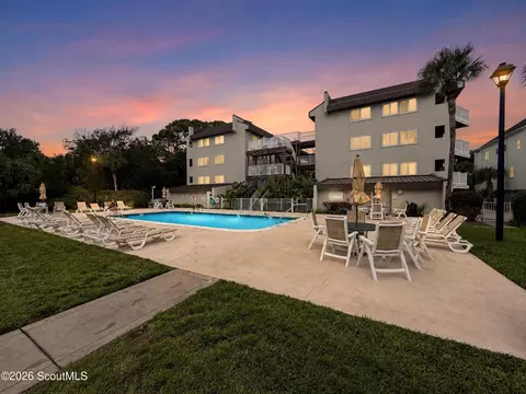 1524 Wood Ave #314, Saint Simons Island, GA 31522