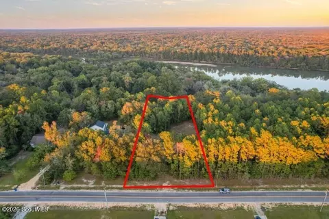 450 Bluff Rd, Jesup, GA 31545