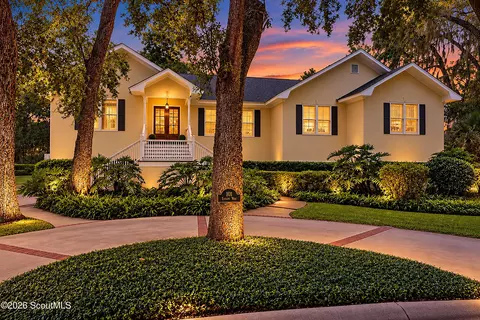 101 Enclave Way W, Saint Simons Island, GA 31522