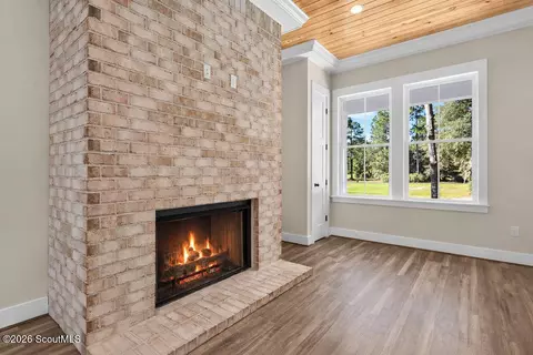Living - 1499 Sapelo Park Dr NE, Shellman Bluff, GA 31331 photo 2 of 5