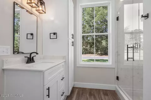 Bath - 1499 Sapelo Park Dr NE, Shellman Bluff, GA 31331 photo 3 of 11