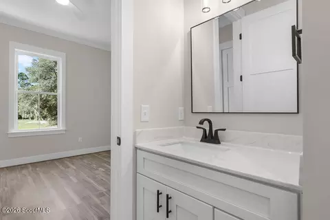 Bath - 1499 Sapelo Park Dr NE, Shellman Bluff, GA 31331 photo 10 of 11