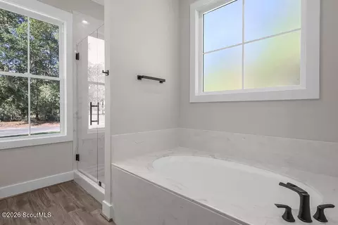 Bath - 1499 Sapelo Park Dr NE, Shellman Bluff, GA 31331 photo 2 of 11