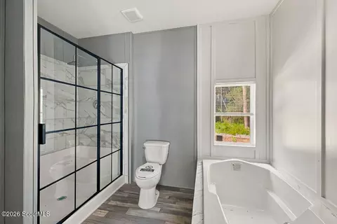 Bath - 2139 Susie Baker Rd NE, Townsend, GA 31331 photo 1 of 3
