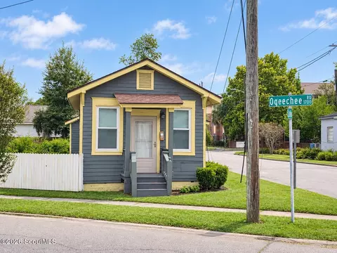 1712 Ogeechee Rd, Savannah, GA 31415