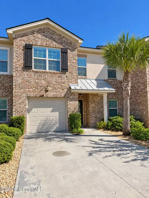 102 Mariners Cir, Saint Simons Island, GA 31522