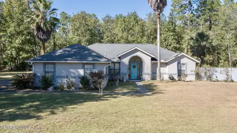 908 Lang Ave, Woodbine, GA 31569