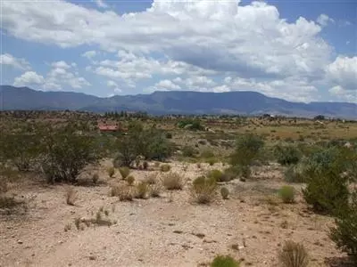 7620 E Ranch View Rd, Cornville, AZ 86325 photo 2