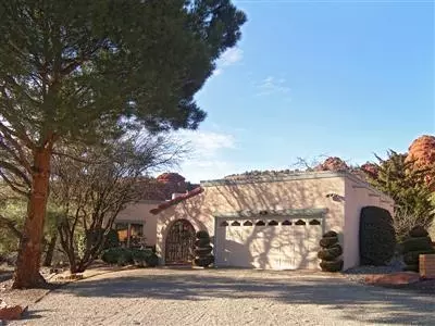 25 Devils Kitchen Dr, Sedona, AZ 86351 photo 1