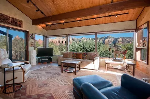 111 Bowstring Dr, Sedona, AZ 86336 photo 1