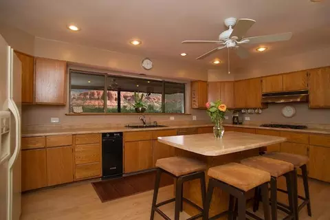 141 Bowstring Dr, Sedona, AZ 86336 photo 8