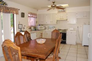 1845 E Pebble Beach Dr, Tempe, AZ 85282 photo 10
