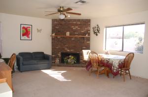 1845 E Pebble Beach Dr, Tempe, AZ 85282 photo 9