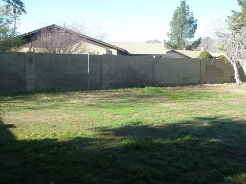 2831 E North Ln, Phoenix, AZ 85028 photo 2